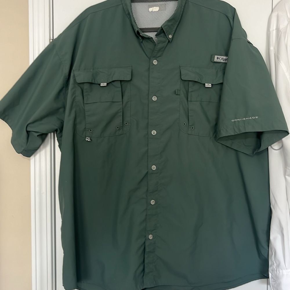 Columbia XXL Green Button-Up PFG